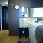 Hotel Red & Narpio