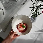 Red & Ξενοδοχείο