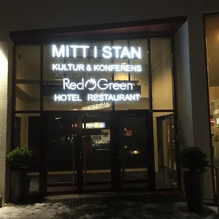 Red & Hotel 3*